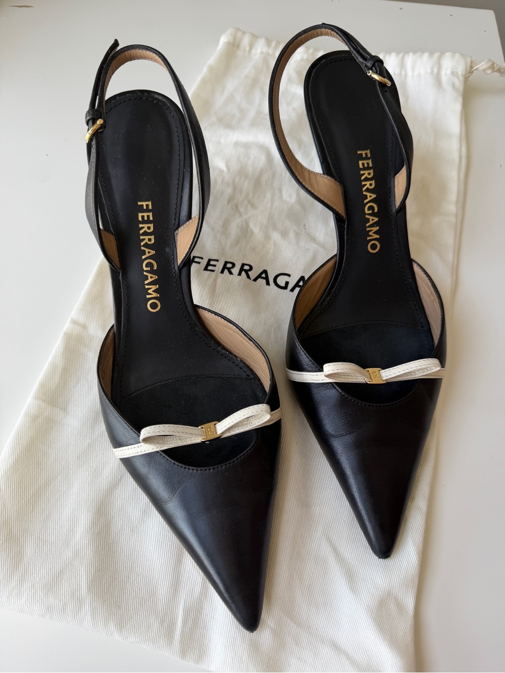 Salvatore Ferragamo Black Leather Pointed Slingback Pumps with Cream Bow